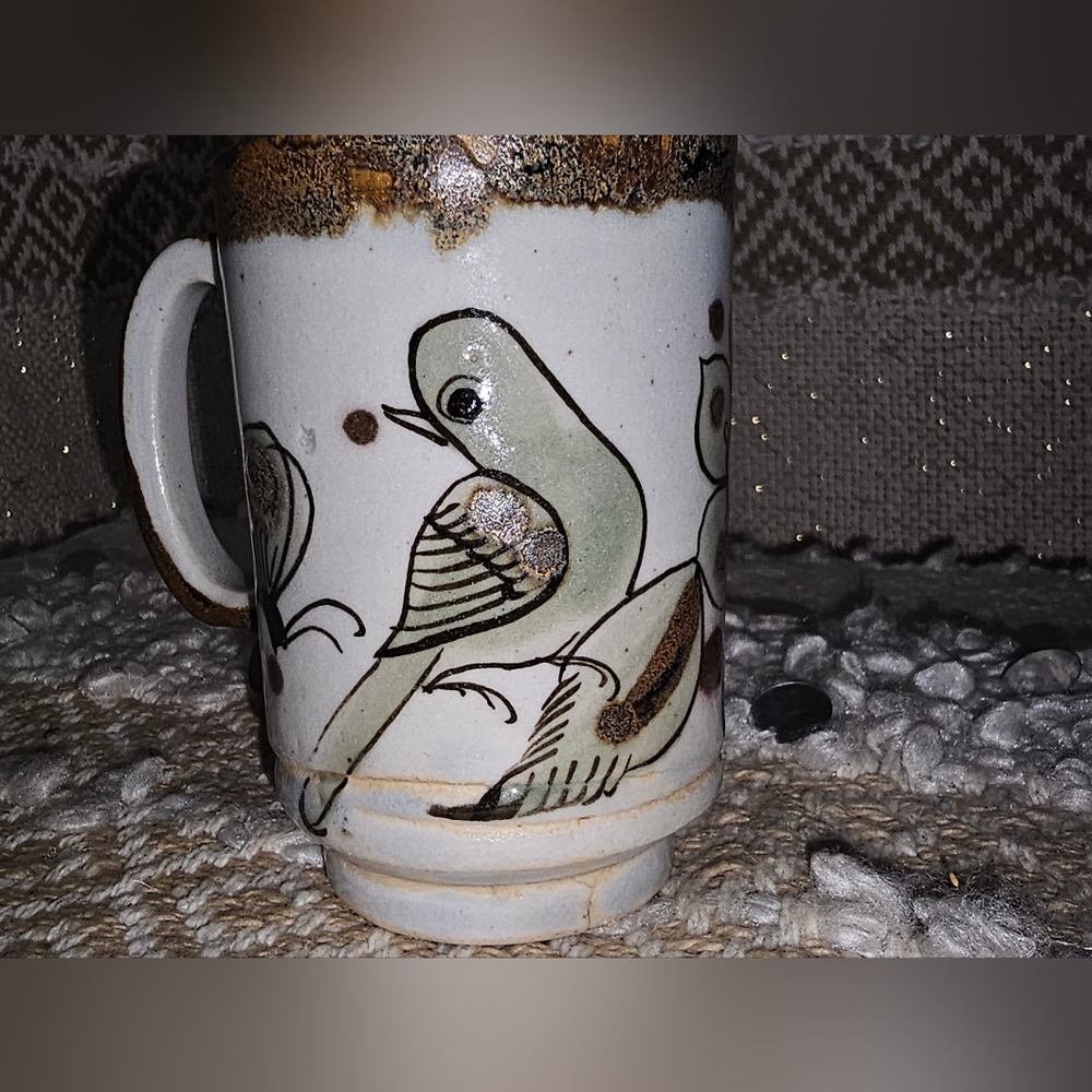 Vintage UnsigneCoffee/Tea cup in the Ken Edwards/Tonala Mexican Pottery Style